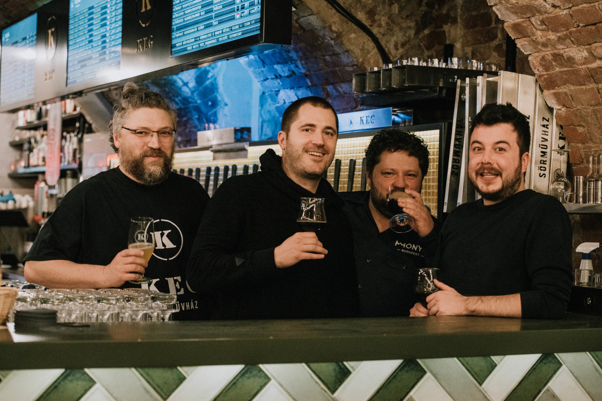 boris_the_blade_kostolo_monyo_brewing_co_2.jpg